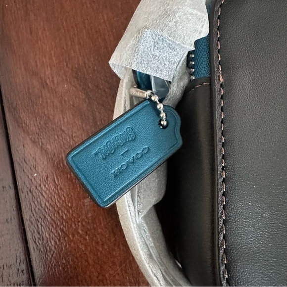 Coach Bundle - Picture 7 of 11